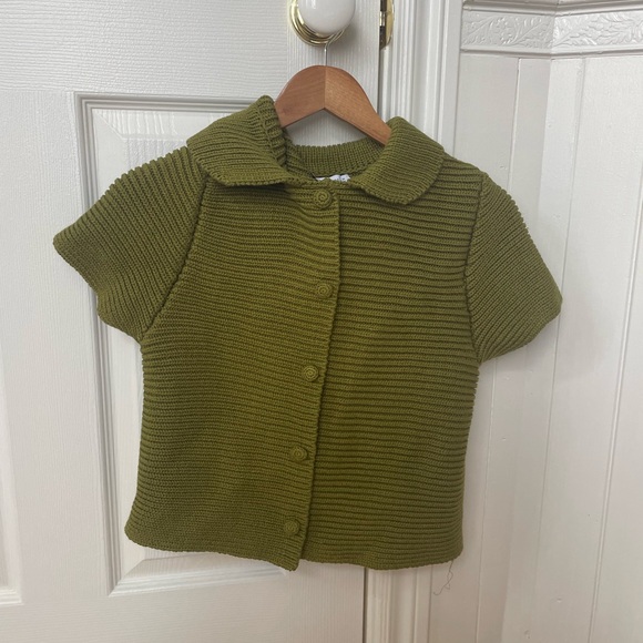 Zara Tops - Olive Green Button-Up Shirt